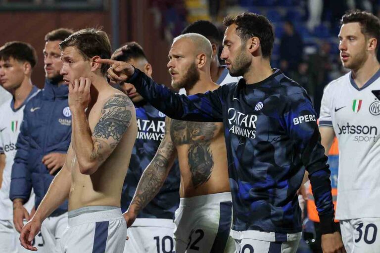 Giocatori Inter verso i tifosi