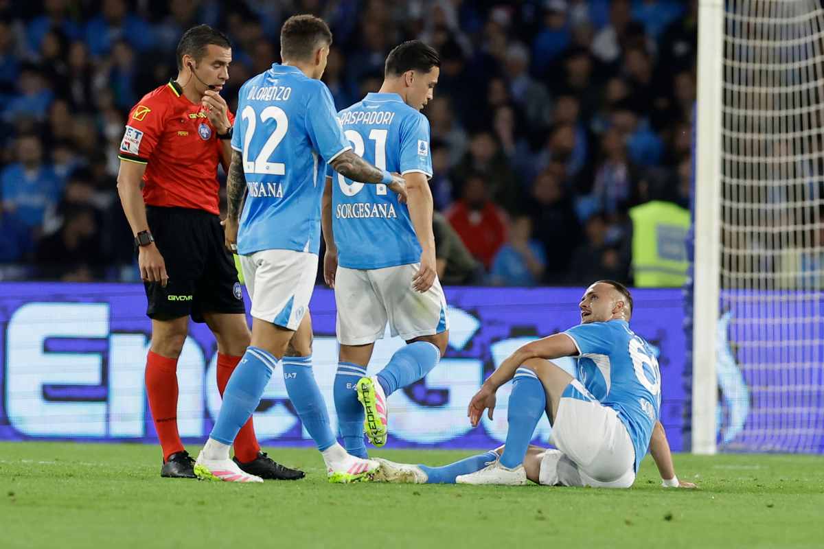 Conte perde pezzi, la stella del Napoli verso l’addio: spunta il top club Conte perde pezzi, la stella del Napoli verso l’addio: spunta il top club