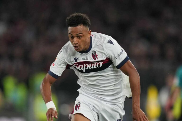 Ndoye con il Bologna