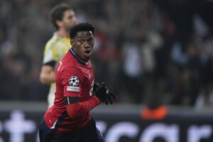 David esulta dopo un gol col Lille