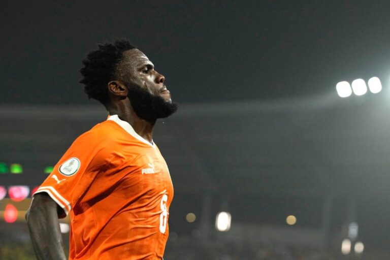 Kessié con la maglia della Costa d'Avorio