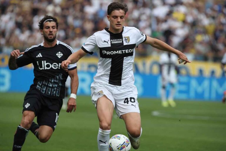 Leoni in azione con il Parma