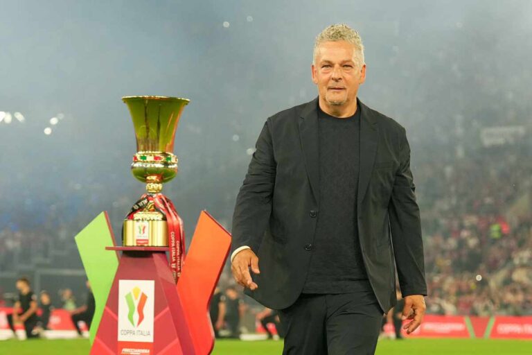 Roberto Baggio con la coppa