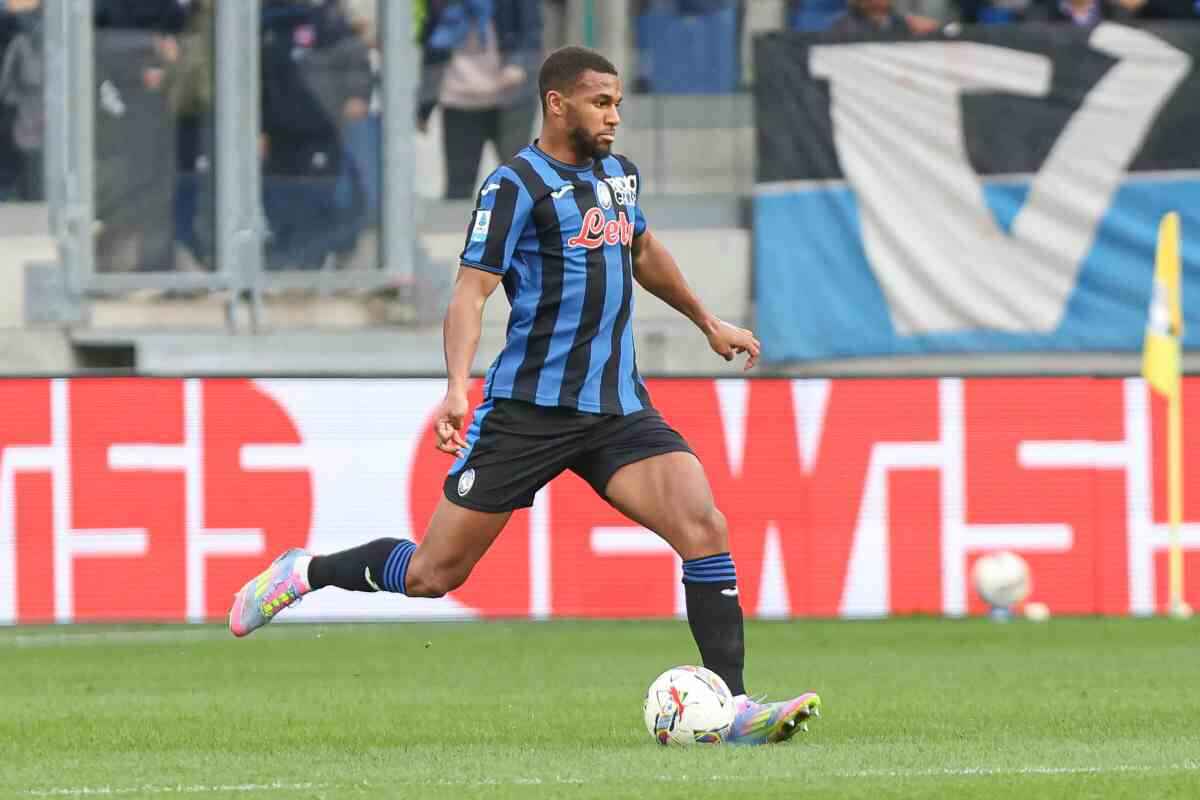 Isak Hien con l'Atalanta