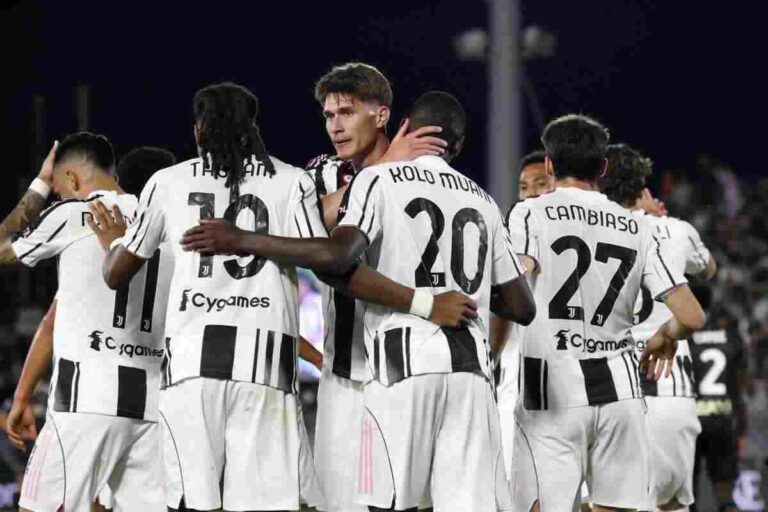 I giocatori della Juve in gruppo