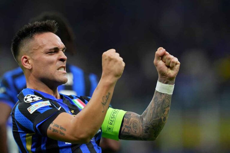 Lautaro Martinez dell'Inter esulta