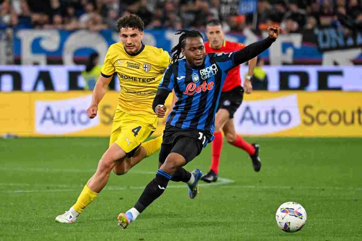 Lookman in azione con l'Atalanta