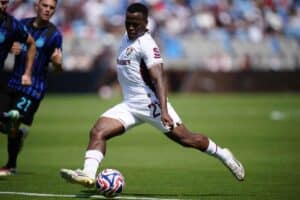 Arias con la maglia della Fluminense