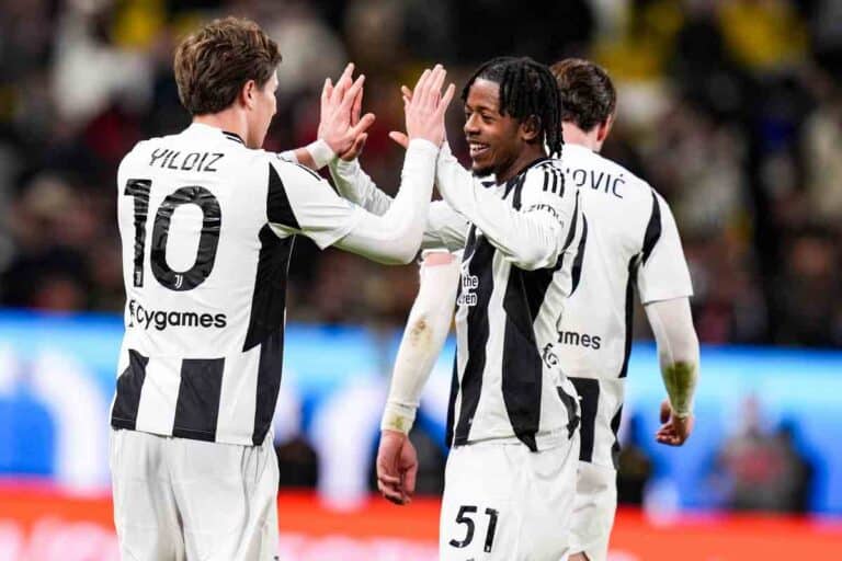 Yildiz, Mbangula e Vlahovic