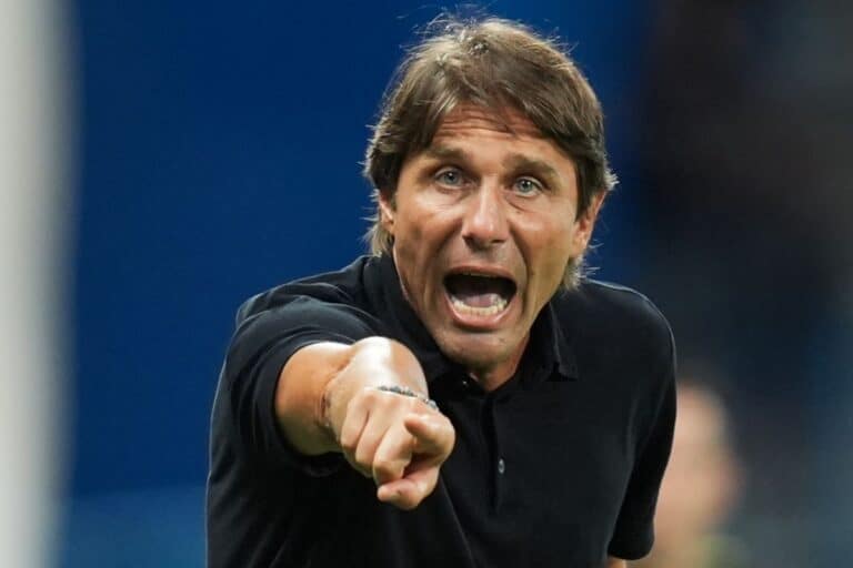 Conte dà indicazioni