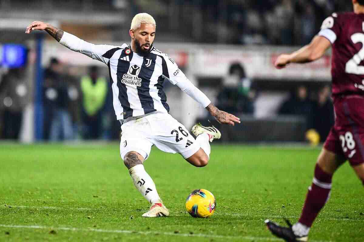 Occhio Juve, novità su Douglas Luiz: c’è l’annuncio di Romano