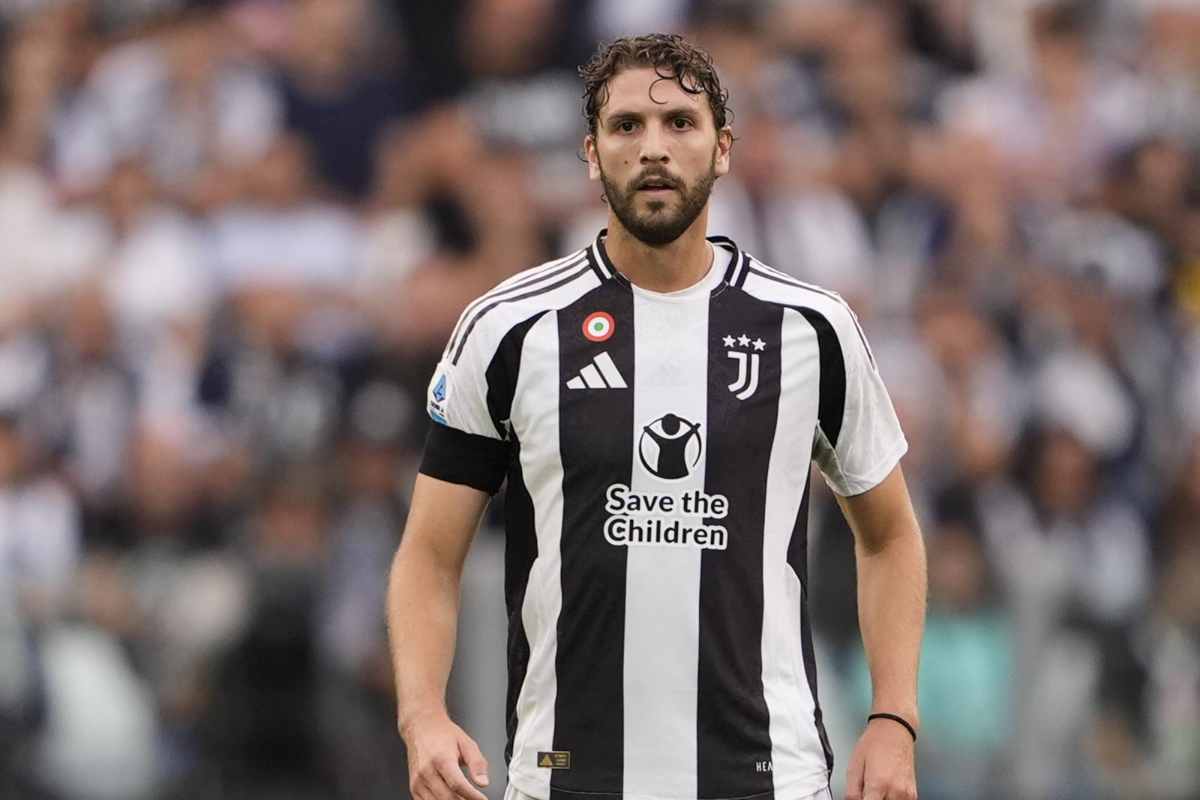 Locatelli in azione con la maglia della Juventus