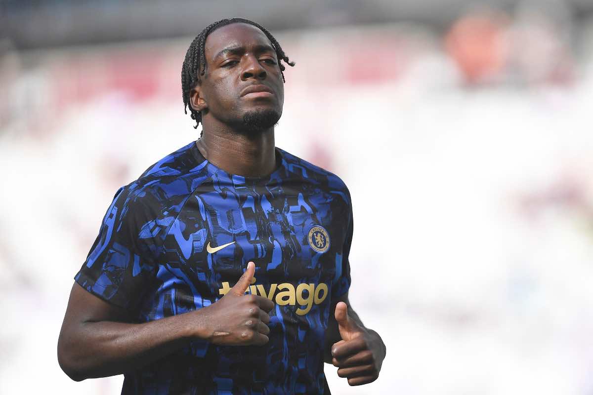 Il Milan non si ferma, tre nomi per la difesa: si chiude sul gong