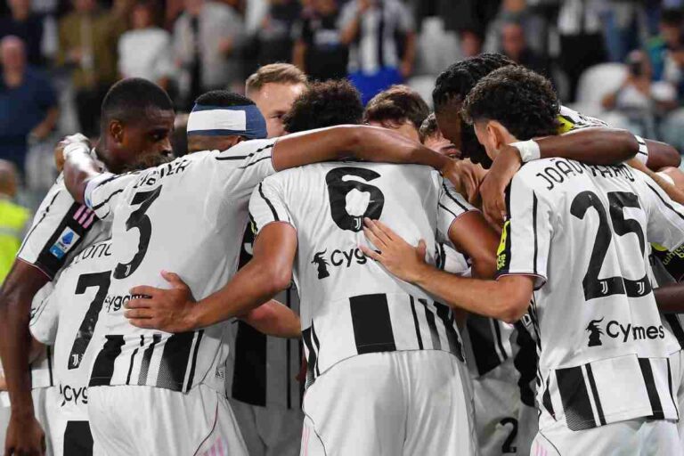 La Juventus festeggia dopo una vittoria