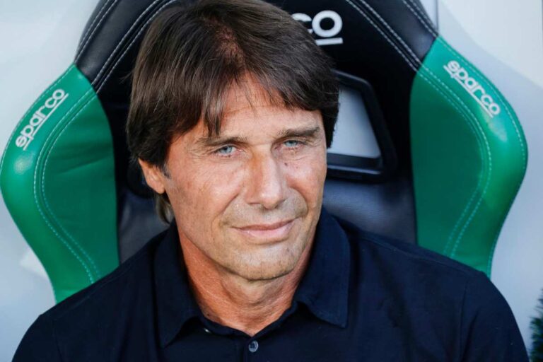 antonio conte in panchina