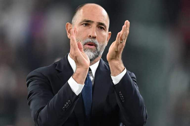 igor tudor batte le mani