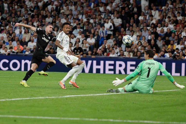 vlahovic si divora un gol