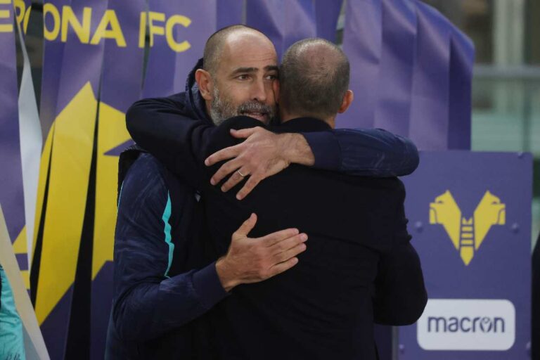 tudor e allegri si abbracciano