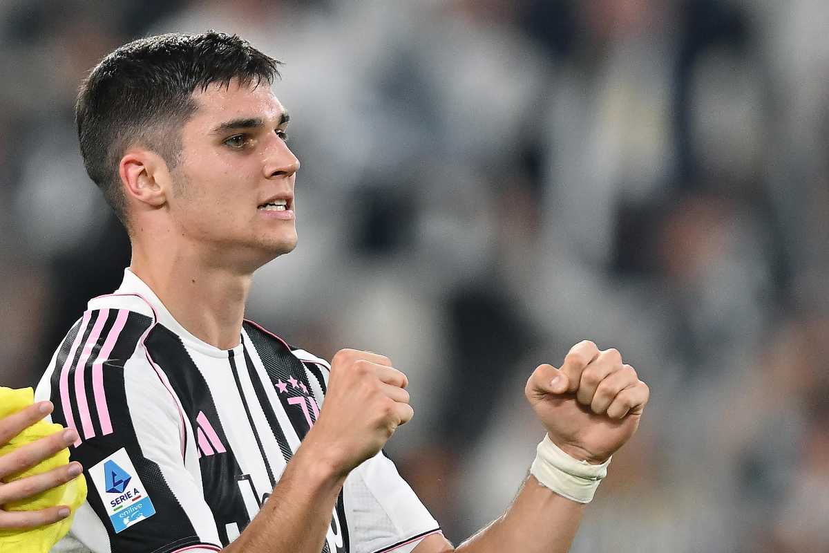 Calciomercato Juventus, nuova idea per la difesa: scambio con Adzic?