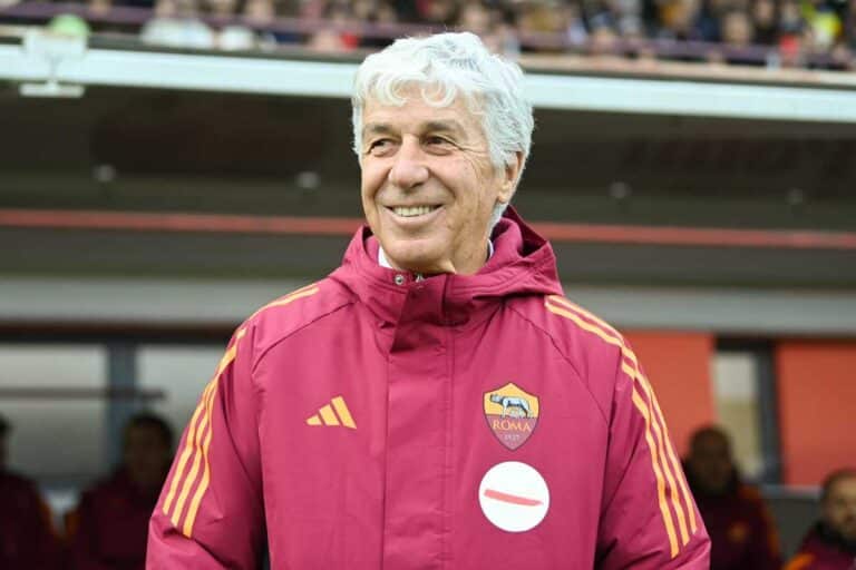 gasperini sorride in panchina