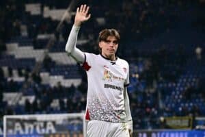 Palestra saluta i tifosi