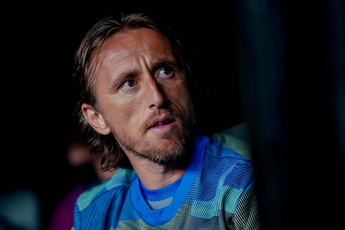 Lo ha chiamato Modric, l’ex compagno di squadra è pronto a dire sì al Milan